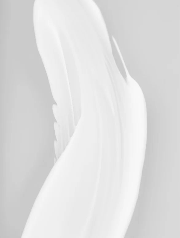 Visuel explicatif associé à Perfect Skin de Luminesse Paris, sérum hydratant visage à l’acide hyaluronique et au Sodium PCA.